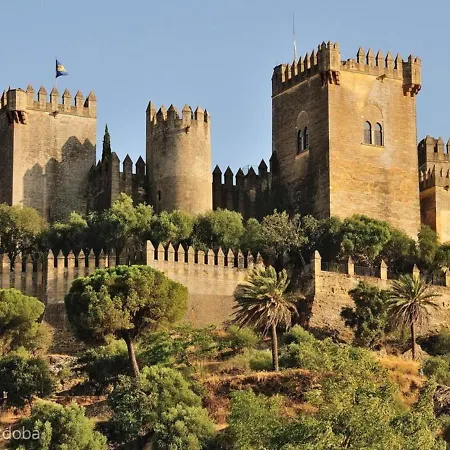 Imeh Y Cordoban アパート